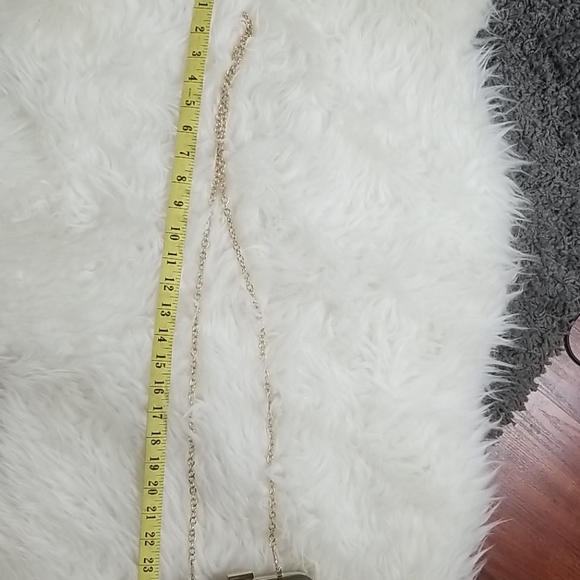 Clutch - Picture 3 of 7